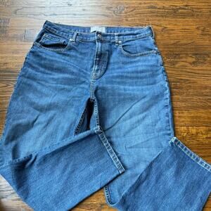 Everlane Women's Original Cheeky Jean in Medium Washed Blue 32 Crop